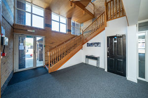 COMMUNAL ENTRANCE HALL- click for photo gallery